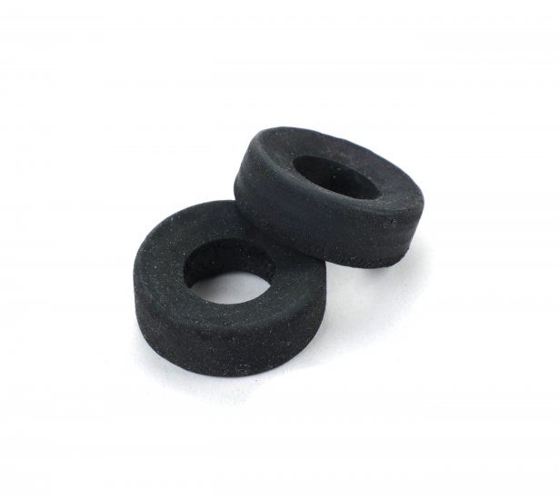 Riggen - RIG-V02 - Vintage Tires for Older Slot Cars