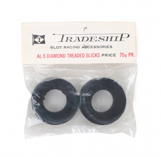 Tradeship - AL-5 - Diamond Treaded Slicks