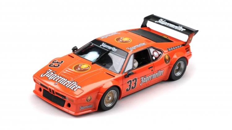 Fly 051104 - BMW M1 - Jägermeister