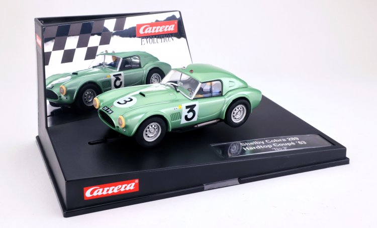 Carrera 27482 - '63 Shelby Cobra 289 Coupe #3 - Click Image to Close