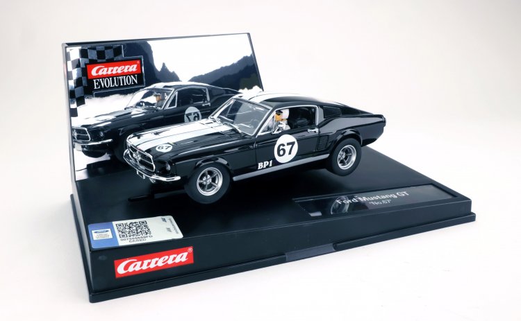 Carrera 27451 Ford Mustang fastback, black #67 (C) - Click Image to Close