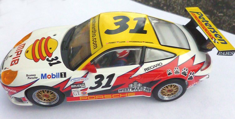 scalextric porsche 911 gt3r