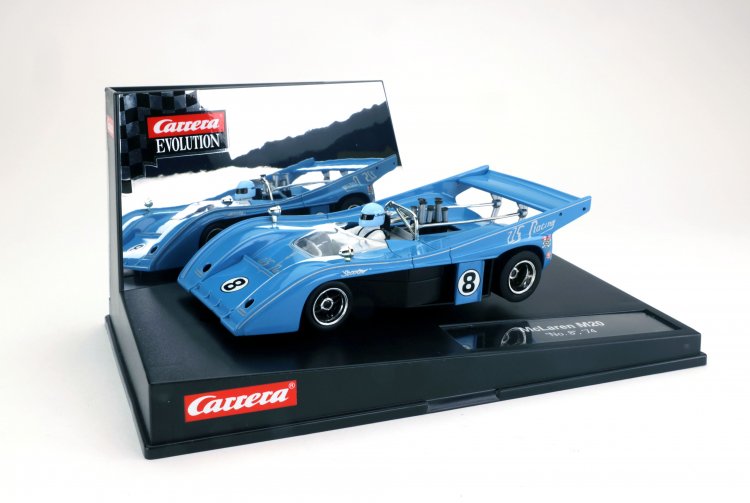 Carrera 27368 - McLaren M20 #8 - Blue