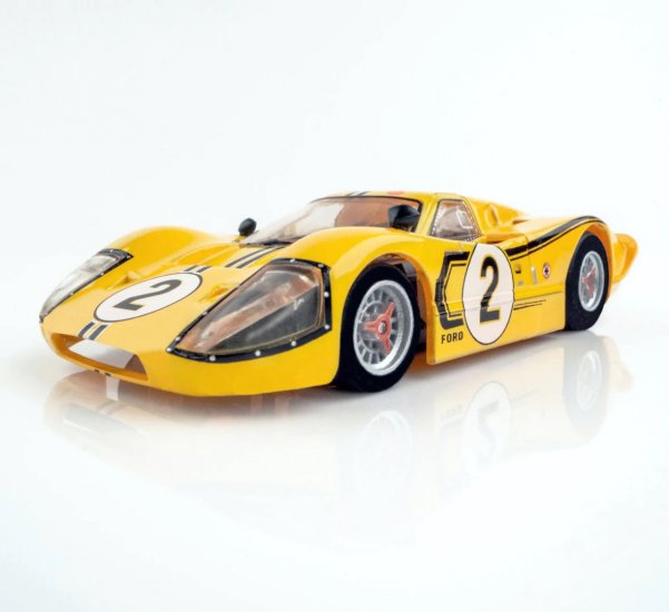 AFX 22014 - Ford GT40 Mk IV #2 - '67 Le Mans - HO (1/64) scale