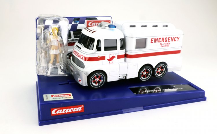 Carrera 30943 - Carrera Ambulance - Digital 132