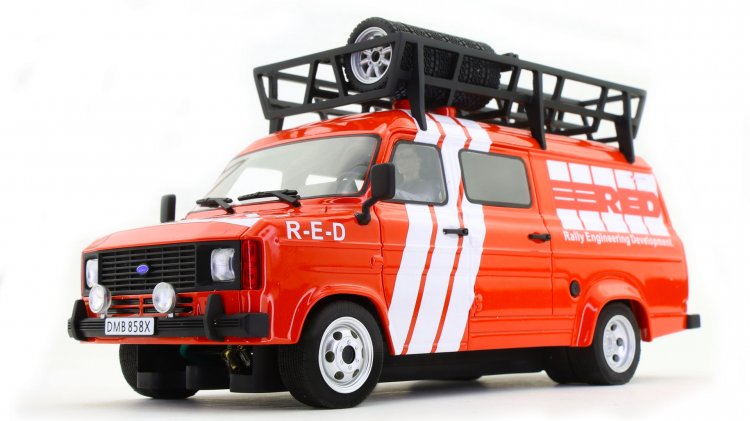 Avant Slot RSV2202 - Ford Transit MkII - Red Rally Service Van