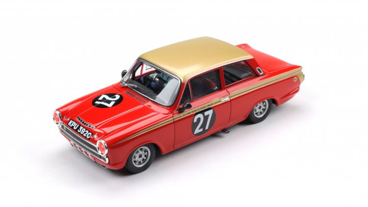 Revell 80-8379 - Ford Lotus Cortina #27