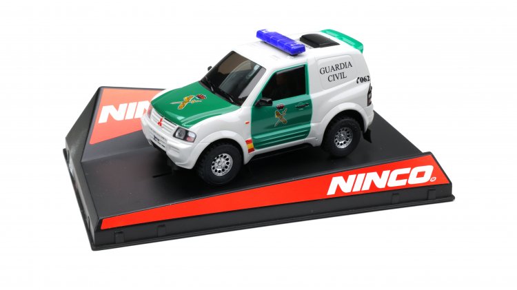 Ninco 50519 - Mitsubishi Pajero 4x4 - Guardia Civil