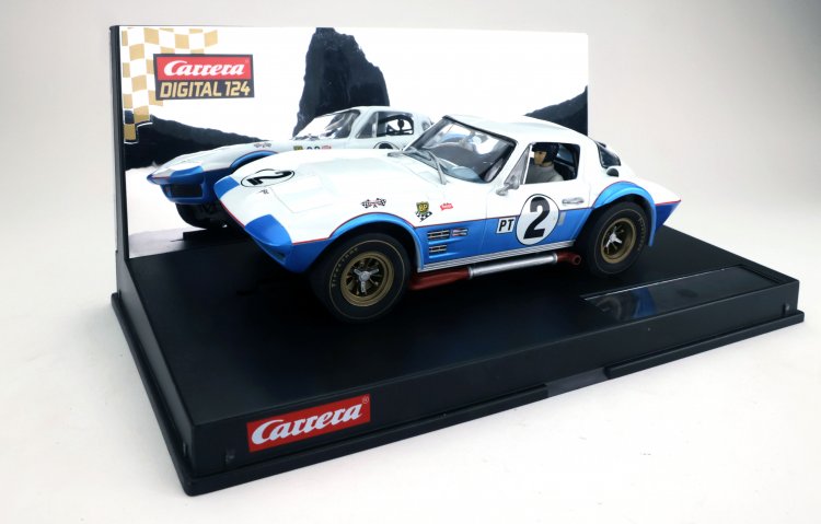 Carrera 23729 - '65 Corvette Grand Sport - Digital 124 - Click Image to Close