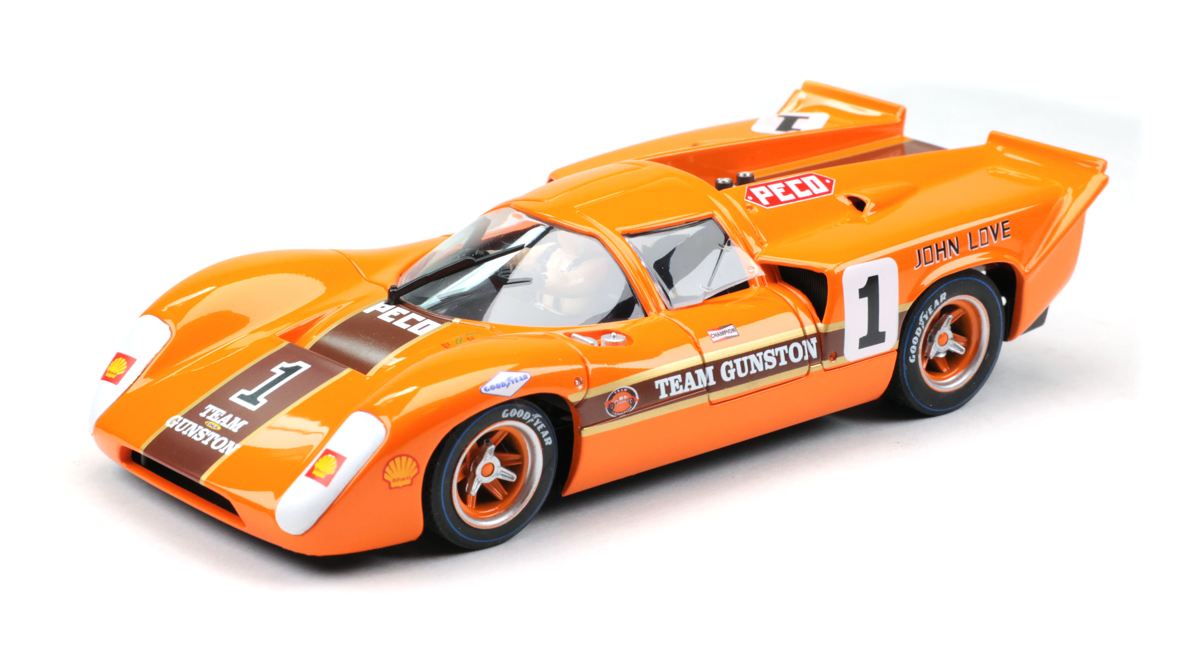 Fly 004301B - Lola T70 Mk.IIIB - Team Gunston - ’69 3 Hours of Cape Town - LIMITED EDITION