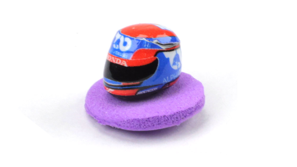 Interlagos Miniatures IM047 1/32 Replica Helmet - Yuki Tsunoda - AlphaTauri 2021