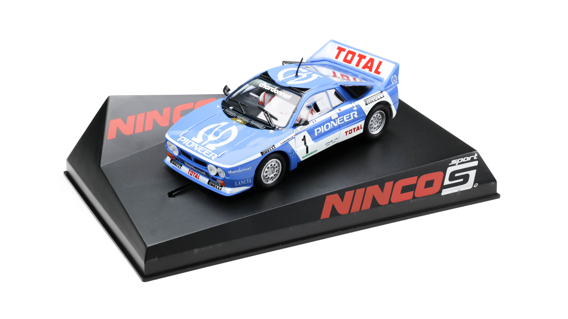 Ninco 50614 - Lancia 037 Rally Car - Pioneer