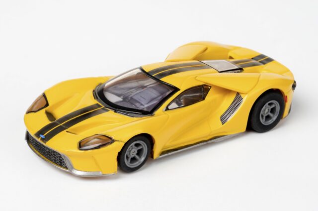 AFX 22029 - Ford GT 2020 - Yellow - HO (1/64) scale