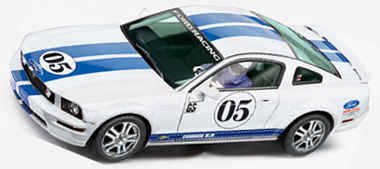 Carrera 27134 - Ford Mustang GT - '05 Grand-Am Cup