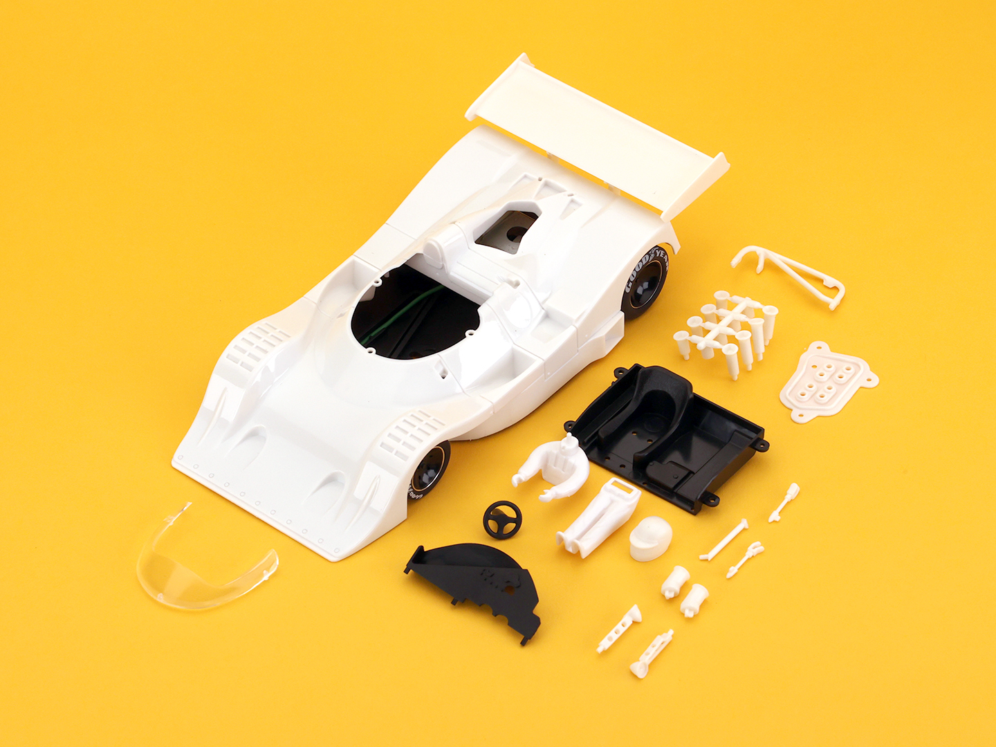 MRSlotcar MR1031 - Shadow DN4 - White Kit