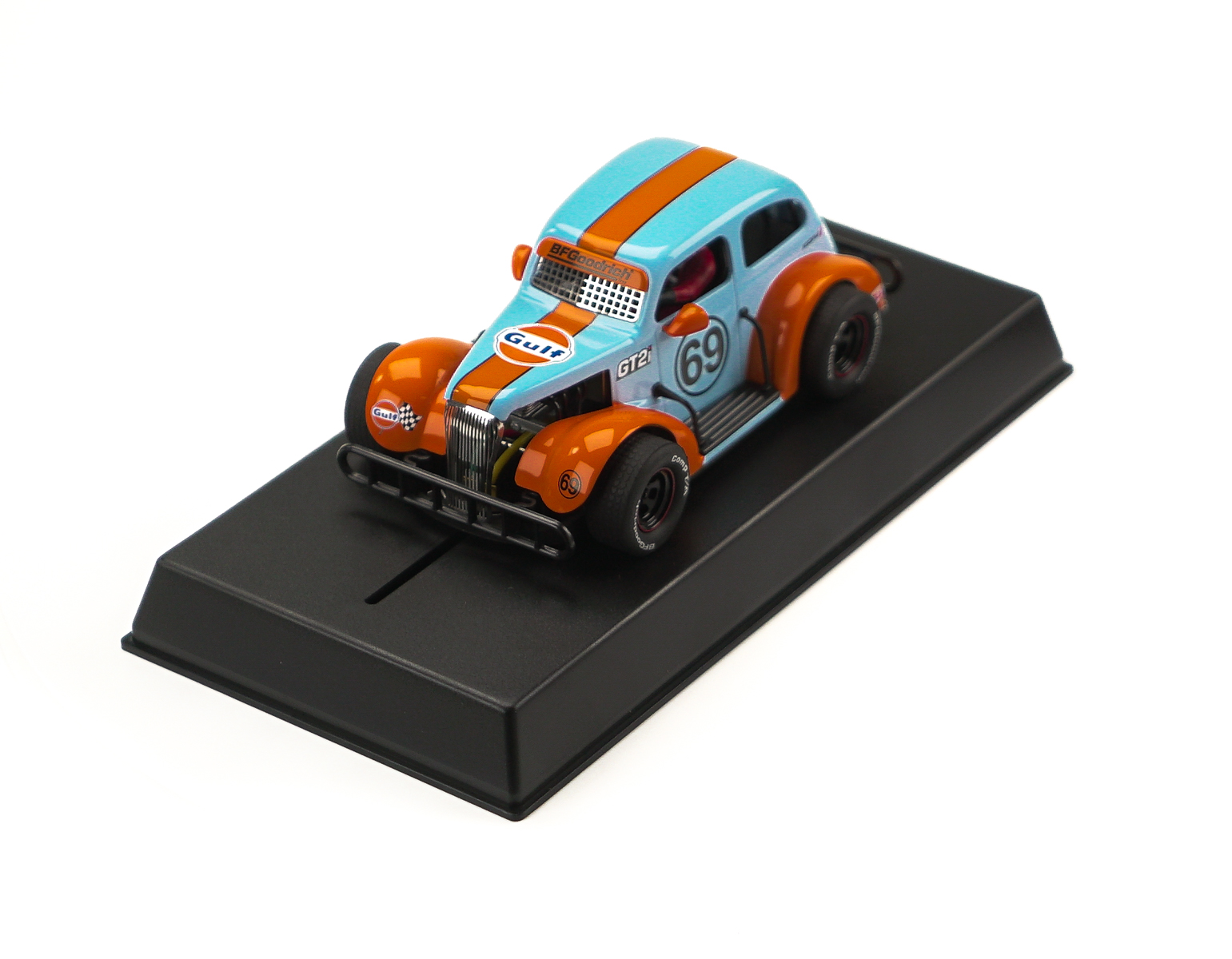 Pioneer P062 - '37 Chevy Sedan Legends Racer - GULF #69 [360º]