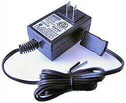 Scalextric P9403 Analog Wall-Plug Transformer - 15VDC, 1.2A - Rectangular Plug