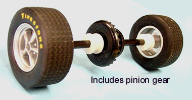 Sloting Plus SP40217009 - Universal Front Wheels - Press-on Plastic - 17 x 9mm - pair