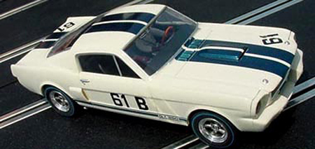 GT350, 1965 SCCA B-prodution champion, Jerry Titus - Monogram 85-4866